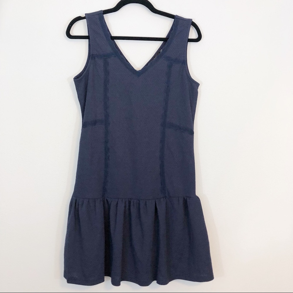 Doe & Rae dress navy lace sleeveless NEW Large